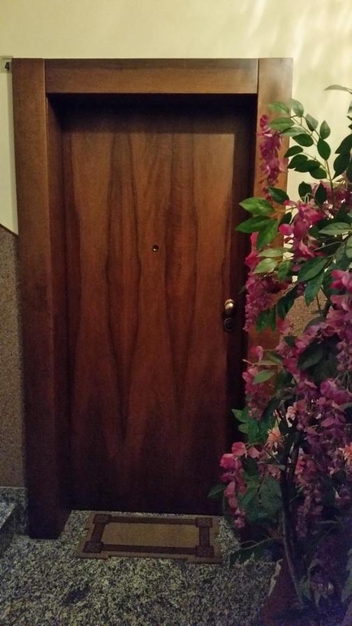 Luxury Apartment 帕武洛内尔夫里尼亚诺 外观 照片